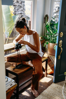 Jodi Balfour feet photo 1