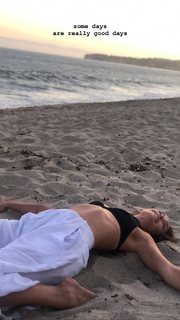 Jodi Balfour feet photo 14
