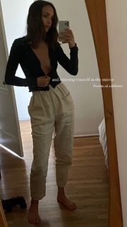 Jodi Balfour feet photo 10