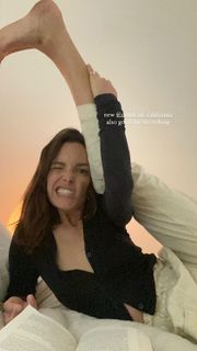 Jodi Balfour feet photo 9