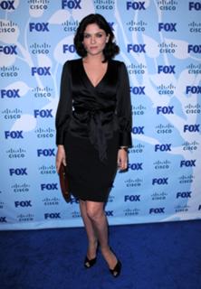 Jodi Lyn O'Keefe feet photo thumbnail