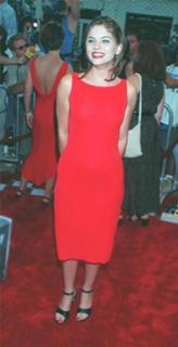 Jodi Lyn O'Keefe feet photo thumbnail