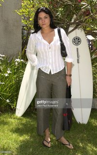 Jodi Lyn O'Keefe feet photo thumbnail