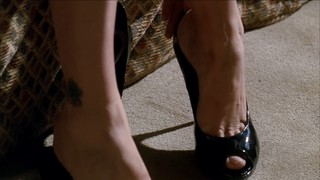 Jodi Lyn O'Keefe feet photo thumbnail