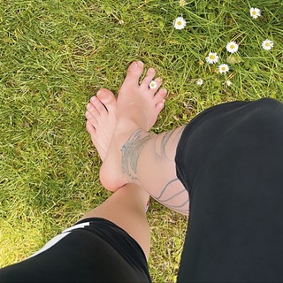 Jodie Calussi feet photo 12