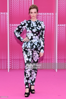 Jodie Comer feet photo thumbnail