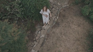 Jodie Comer feet photo thumbnail