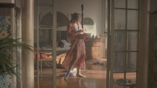 Jodie Comer feet photo thumbnail
