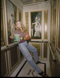 Jodie Comer feet photo thumbnail