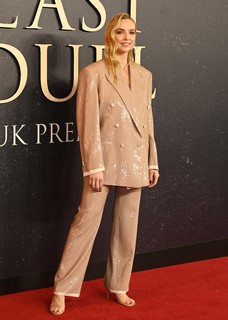 Jodie Comer feet photo thumbnail