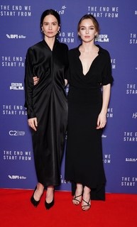Jodie Comer feet photo thumbnail