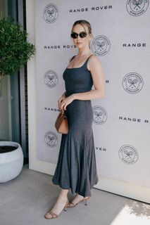 Jodie Comer feet photo thumbnail