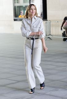 Jodie Comer feet photo 4