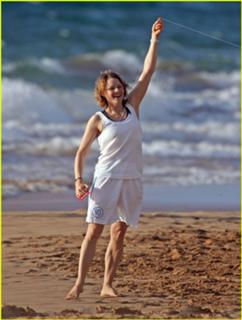 Jodie Foster feet photo thumbnail
