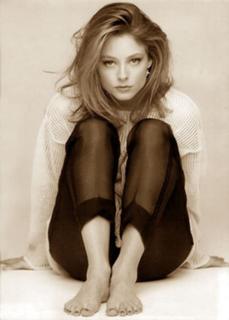 Jodie Foster feet photo thumbnail