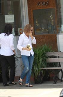 Jodie Foster feet photo thumbnail