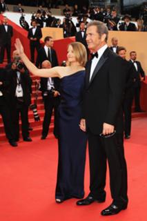 Jodie Foster feet photo thumbnail