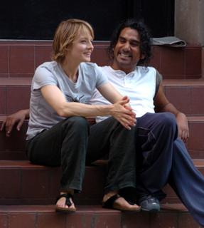 Jodie Foster feet photo thumbnail