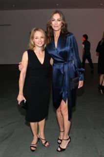 Jodie Foster feet photo thumbnail