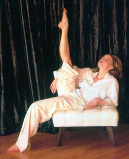 Jodie Foster feet photo thumbnail