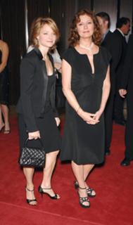 Jodie Foster feet photo thumbnail