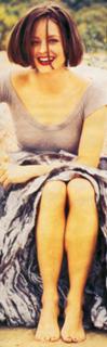 Jodie Foster feet photo thumbnail