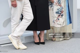 Jodie Foster feet photo thumbnail