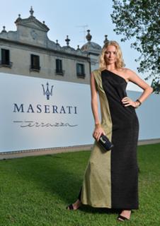Jodie Kidd feet photo thumbnail