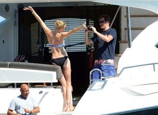 Jodie Kidd feet photo thumbnail