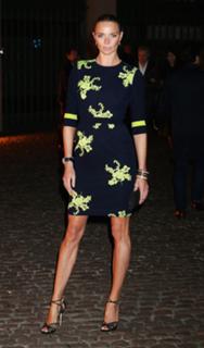 Jodie Kidd feet photo thumbnail