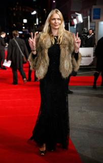 Jodie Kidd feet photo thumbnail