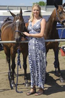 Jodie Kidd feet photo thumbnail