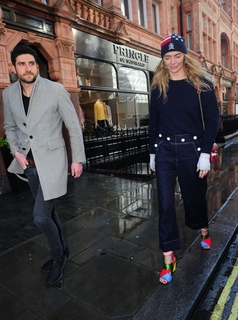 Jodie Kidd feet photo thumbnail