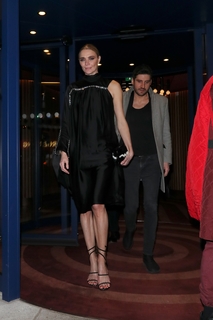 Jodie Kidd feet photo thumbnail