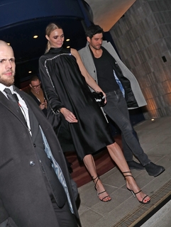 Jodie Kidd feet photo thumbnail