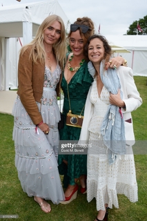 Jodie Kidd feet photo thumbnail