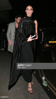 Jodie Kidd feet photo thumbnail