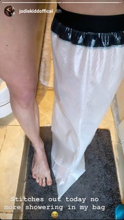 Jodie Kidd feet photo thumbnail