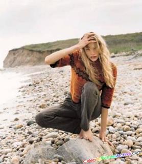 Jodie Kidd feet photo thumbnail