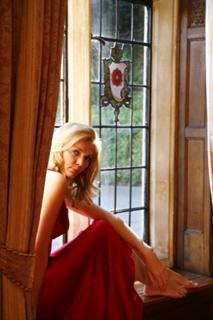 Jodie Kidd feet photo thumbnail