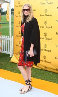 Jodie Kidd feet photo thumbnail