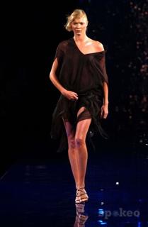 Jodie Kidd feet photo thumbnail