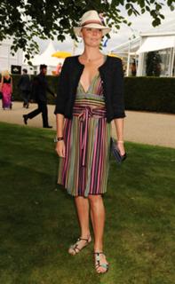Jodie Kidd feet photo thumbnail