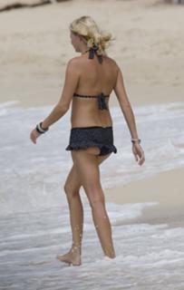 Jodie Kidd feet photo thumbnail
