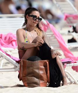 Jodie Marsh feet photo thumbnail