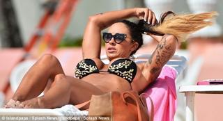 Jodie Marsh feet photo thumbnail