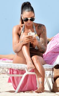 Jodie Marsh feet photo thumbnail