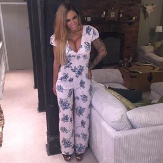 Jodie Marsh feet photo thumbnail