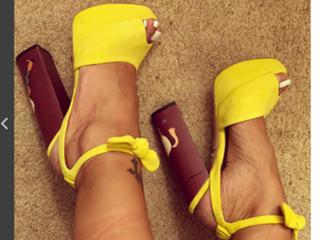 Jodie Marsh feet photo thumbnail