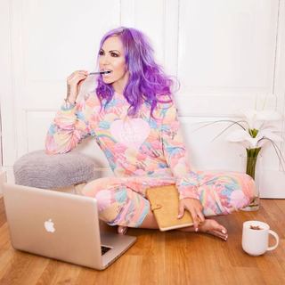 Jodie Marsh feet photo thumbnail
